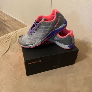 Girl’s Merrell Hiking Sneakers